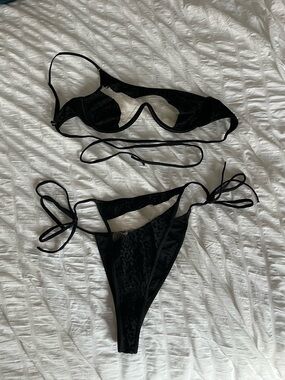 God Save Queens - GiGi Bikini Set - Black Leopard Print -small top/medium bottom